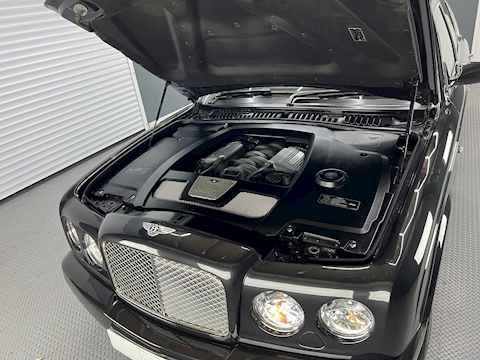 6.7 V8 Saloon 4dr Petrol Automatic