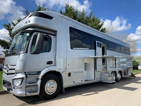 PRB R320 Auto 7.7 Livestock carrier Automatic Diesel