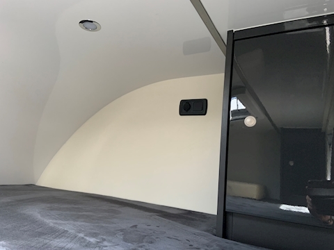 PRB R320 Auto 7.7 Livestock carrier Automatic Diesel