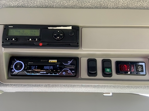 PRB R176 Auto 4.5 Livestock carrier Automated Diesel