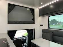 Iveco 7.5t PRB R180 Auto 
