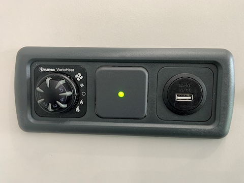 PRB R180 Auto 3.9 Box Van Automated Diesel