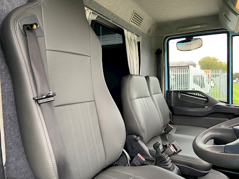 PRB R180 Auto 3.9 Box Van Automated Diesel