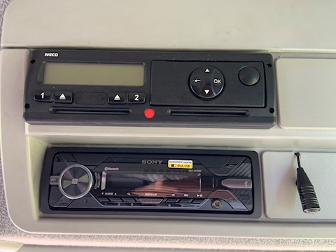 PRB R180 Auto 3.9 Box Van Automated Diesel