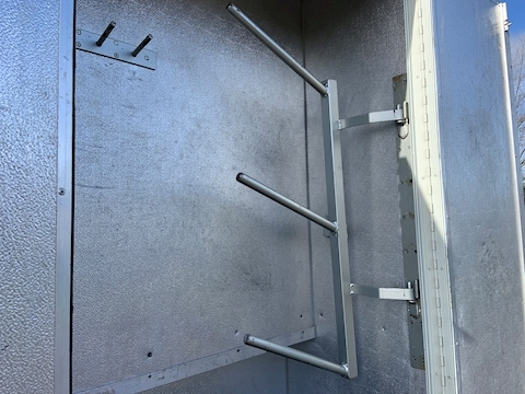 4 Horse Manual 12.0 Livestock Carrier Manual Diesel