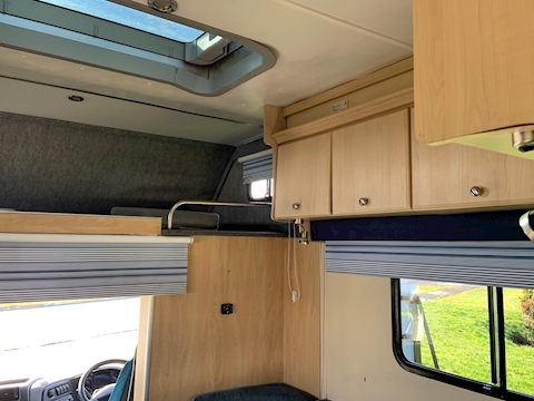 4 Horse Manual 12.0 Livestock Carrier Manual Diesel