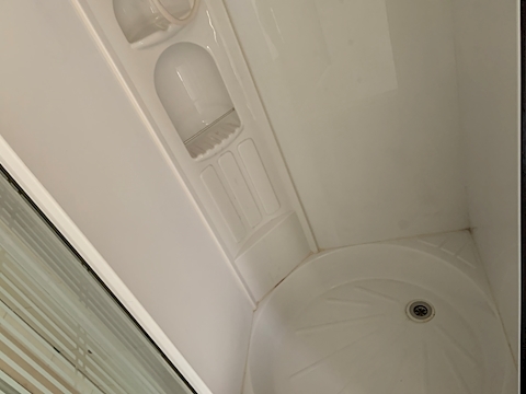 4 Horse Manual 12.0 Livestock Carrier Manual Diesel