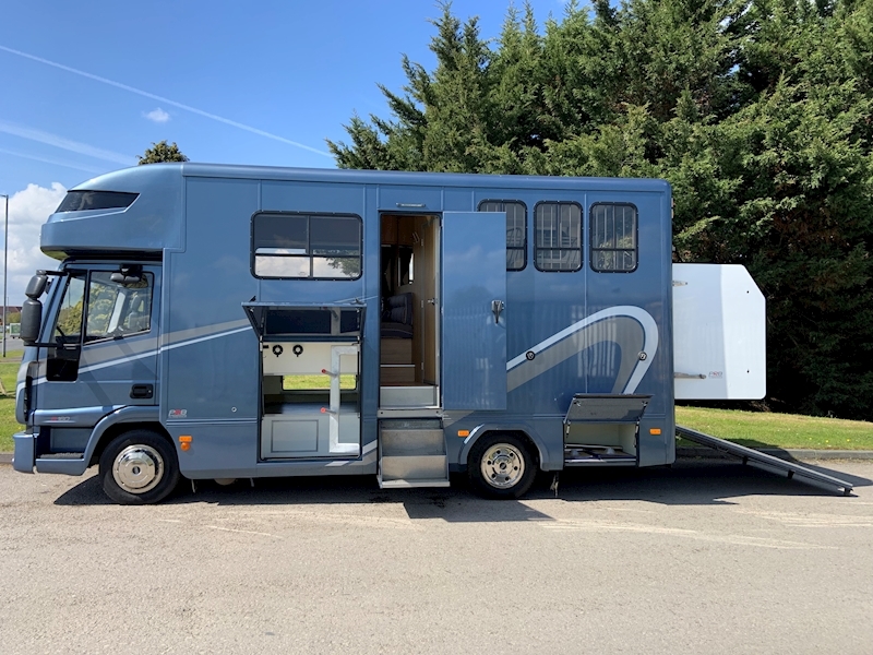 Vehicles For Sale in Herefordshire | Pre Loved | PRB Horseboxes Ltd