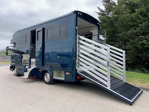 PRB R170 Auto 4.5 Livestock Carrier Semi Auto Diesel