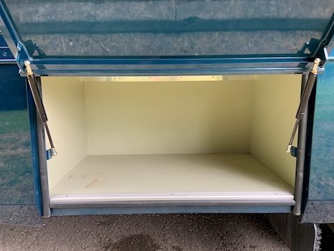 PRB R170 Auto 4.5 Livestock Carrier Semi Auto Diesel