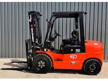 EP EFL302 Electric Forklift