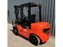 EP EFL302 Electric Forklift