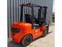 EP EFL302 Electric Forklift