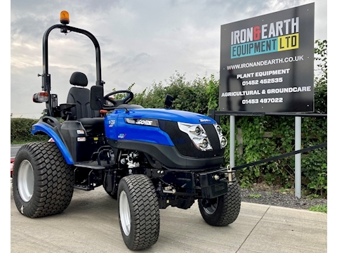 26 HST Compact Tractor