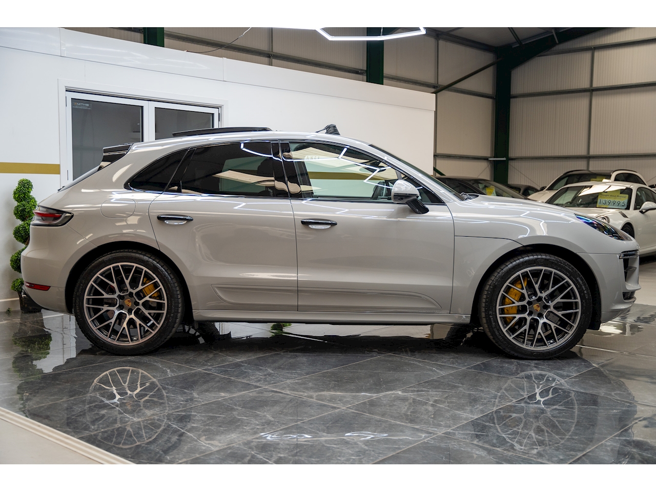 Used 2020 Porsche Macan T V6 Turbo For Sale (U265) | Smiths Sports ...