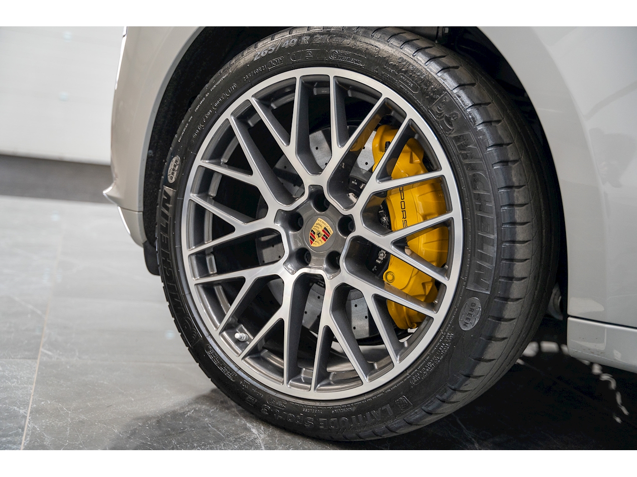 Used 2020 Porsche Macan T V6 Turbo For Sale (U265) | Smiths Sports ...