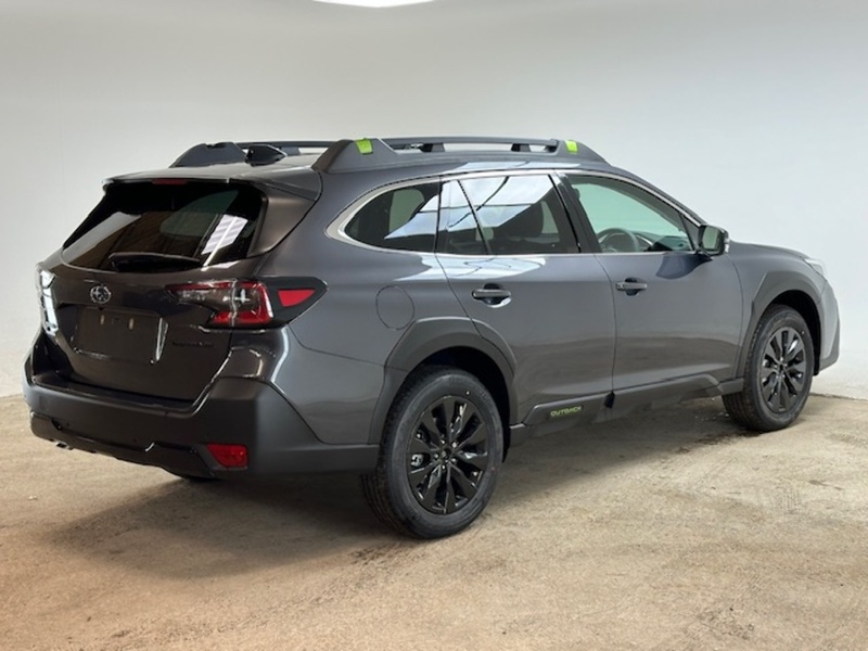 Subaru Field Estate 2498 CVT Petrol