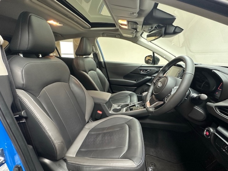 Subaru 2.0 e-Boxer Touring SUV 5dr Petrol Hybrid Lineartronic 4WD Euro 6 (s/s) (136 ps)