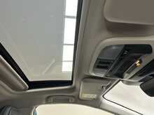 Subaru Crosstrek e-Boxer Touring 