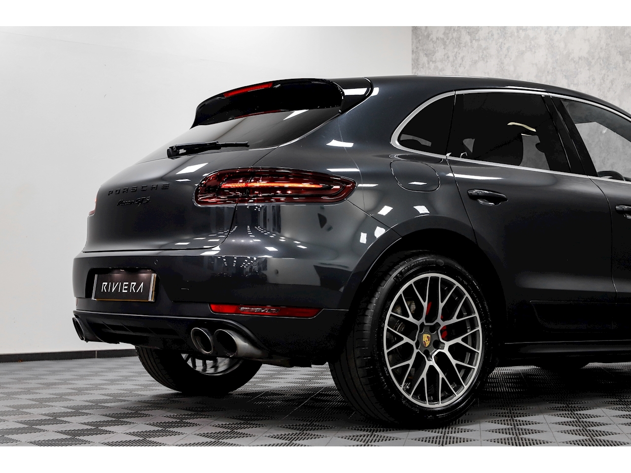 Used 2018 Porsche Macan T V6 GTS For Sale in West Yorkshire (U172 ...