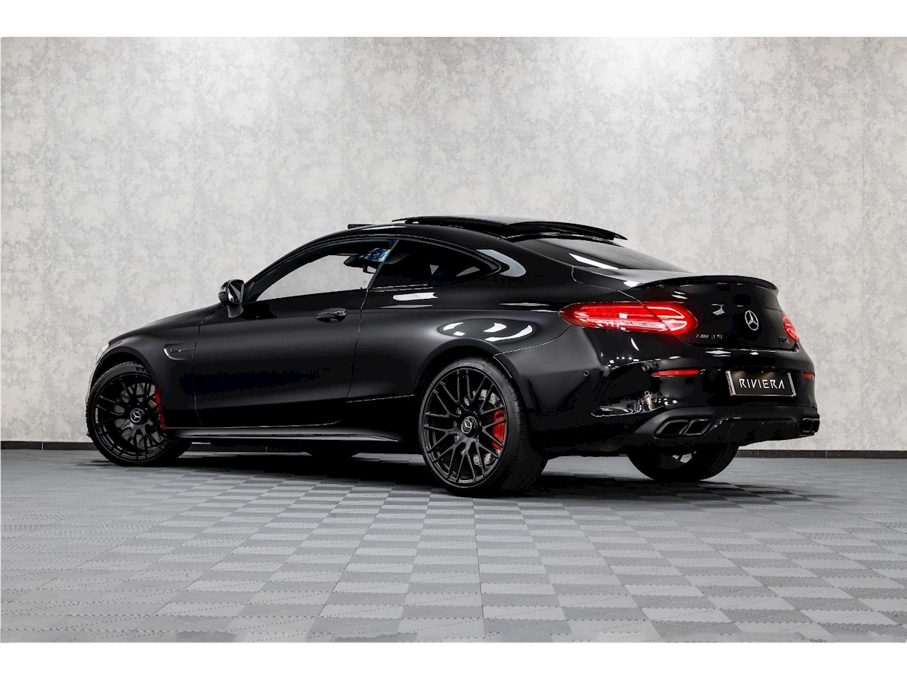 Used 2018 Mercedes-Benz C-CLASS 4.0 AMG C 63 S PREMIUM 2d 503 BHP RED  INSERTS AMG SEATS BUCKETS For Sale in West Yorkshire (U42)