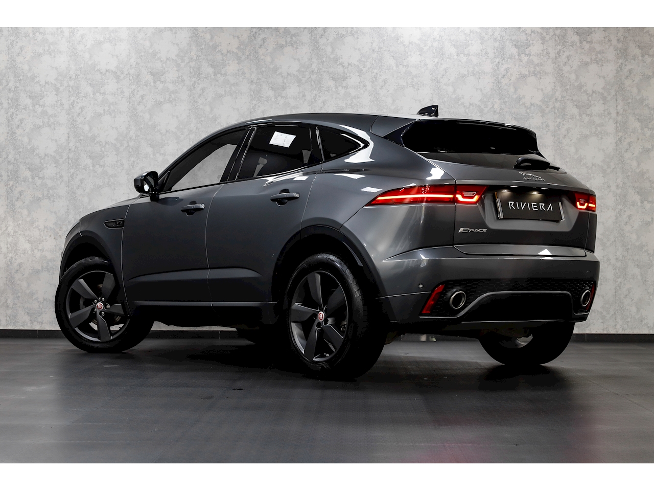 Jaguar e pace chequered deals flag for sale