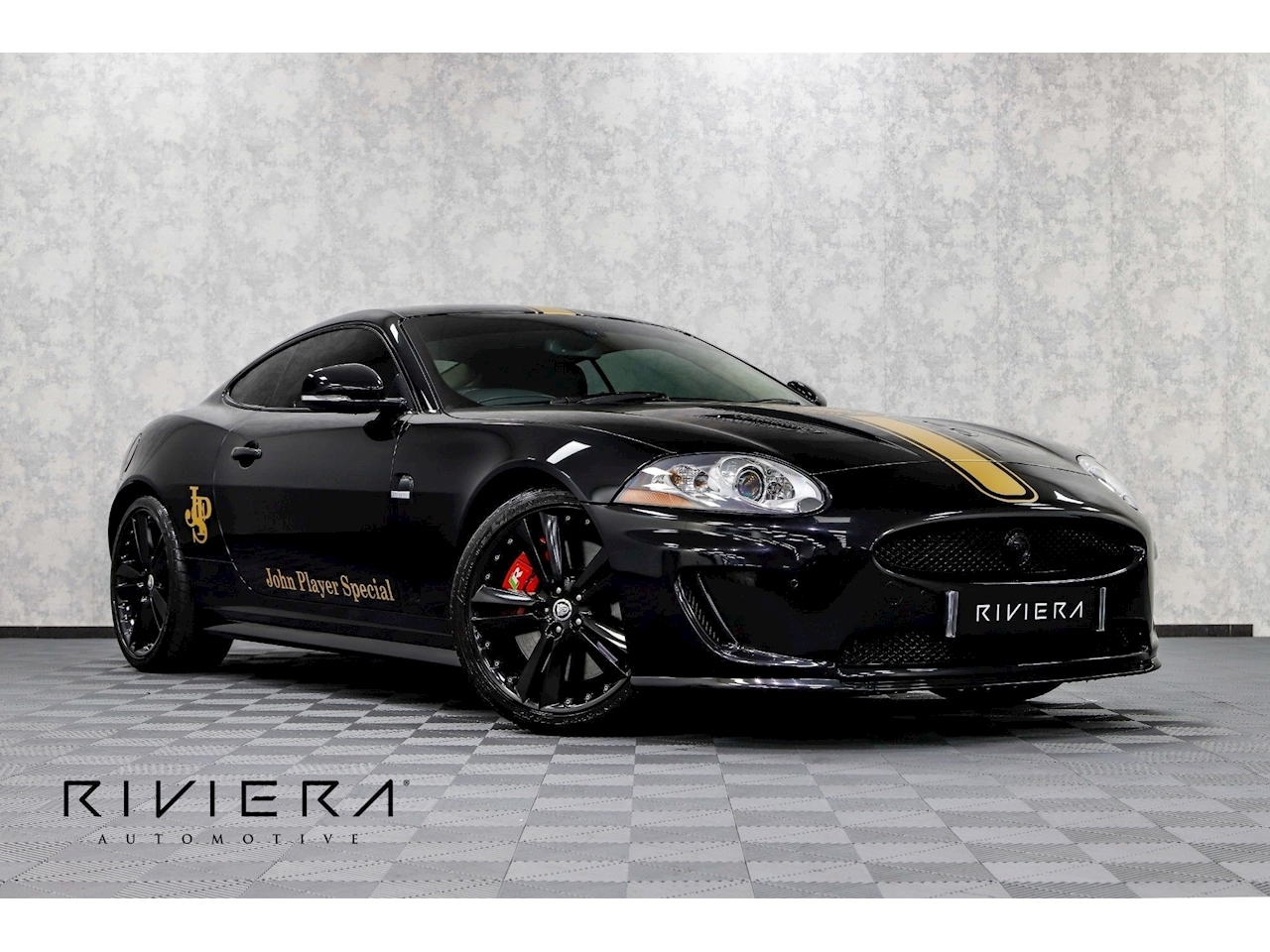 Black Jaguar・2点まとめ買い Used 2010 Jaguar XK 5.0 XKR 2d 510 BHP PLATE INCLUDED/FULL
