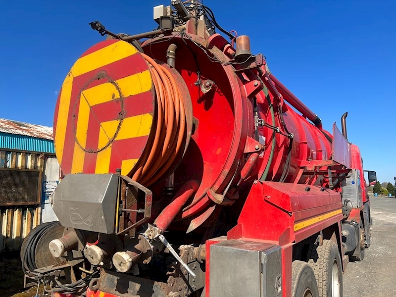 Scania P380 Fitted with Whale Tanker