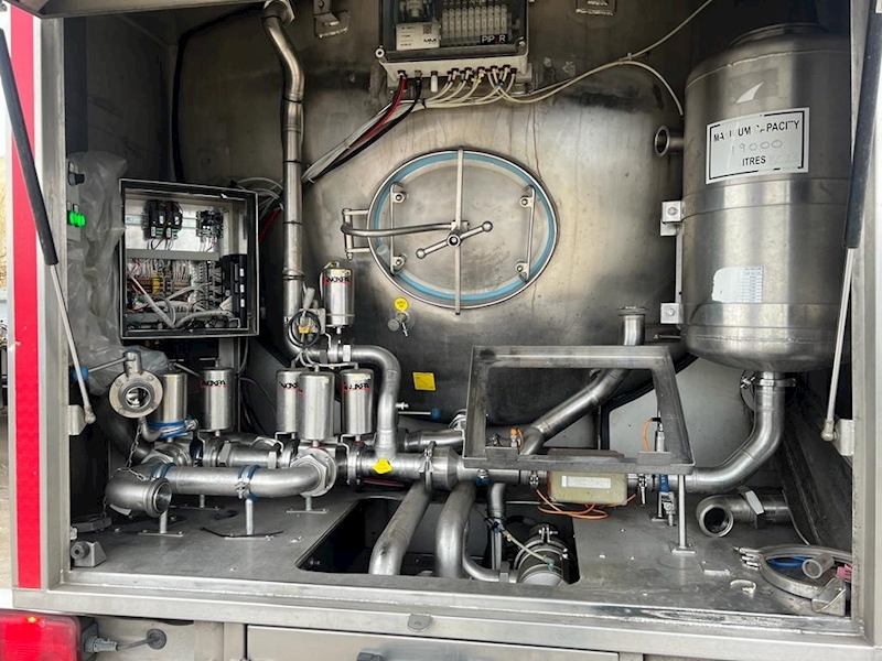 Scania P370 20,000 Litre Milk Tankers