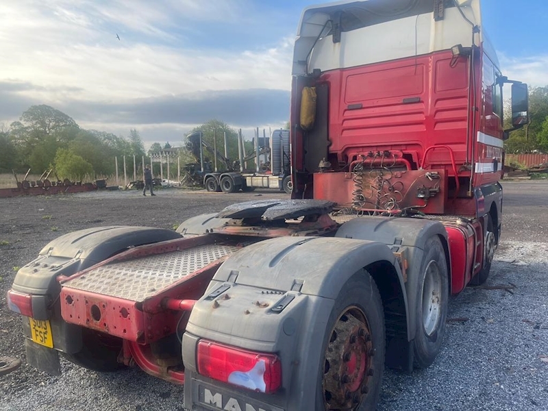 MAN TGX 26 480 Rear Lift Tractor Unit