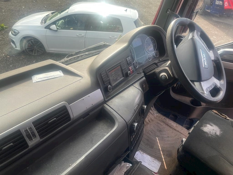 MAN TGX 26 480 Rear Lift Tractor Unit