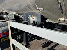 MAN TGS 25 440 with Stainless Tanker 