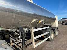 MAN TGS 25 440 with Stainless Tanker 