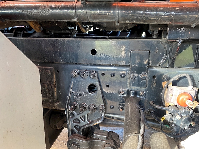 Mercedes-Benz Actros 3235 Hub Reduction Chassis Cab