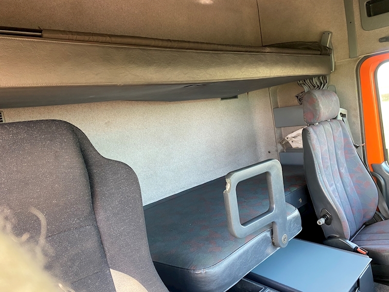 Mercedes-Benz Actros 3235 Hub Reduction Chassis Cab