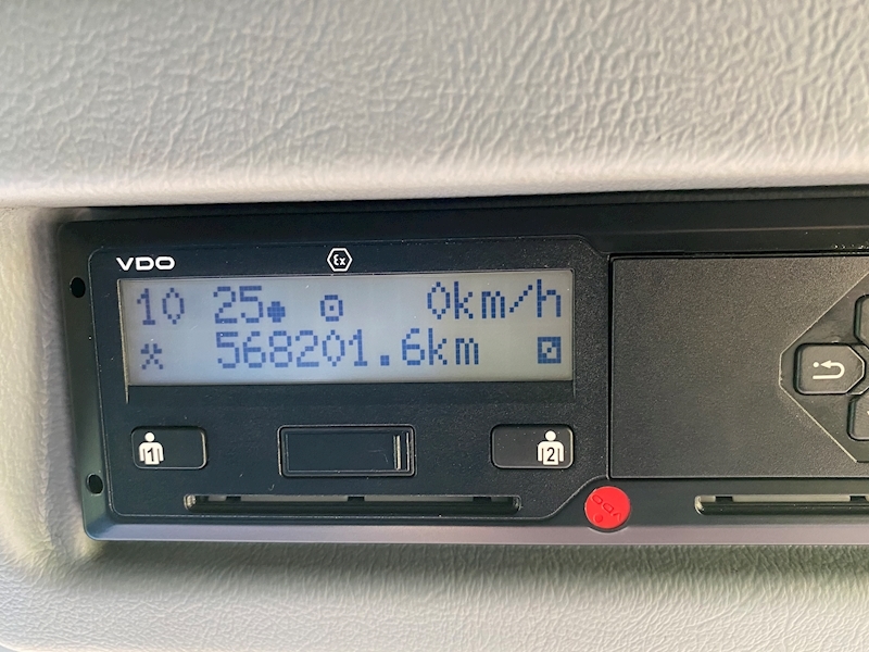 Mercedes-Benz Actros 3235 Hub Reduction Chassis Cab