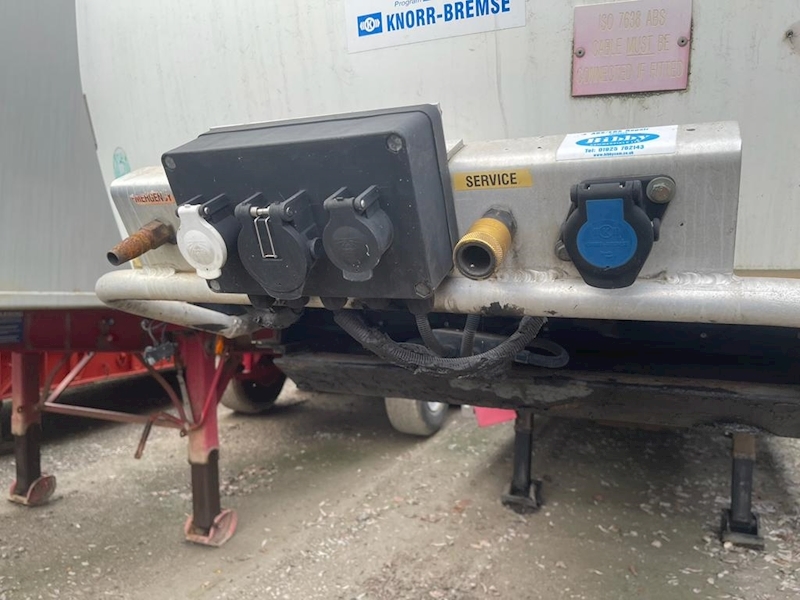 Crane Fruehauf Trailer 