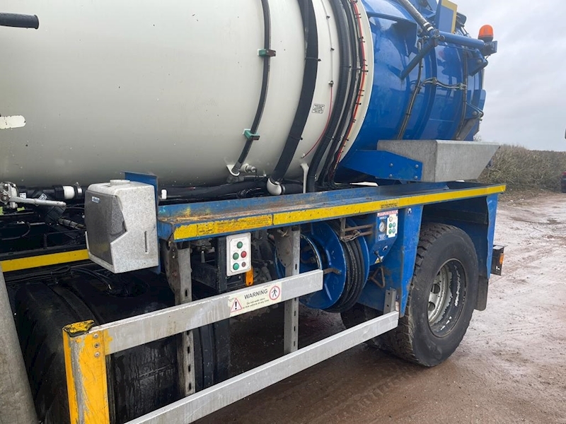 DAF 55 250 18 Ton Whale Jet Vac Tankers