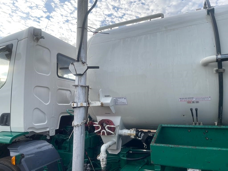 DAF Fitted with Whale Vac Tanker Tanker 