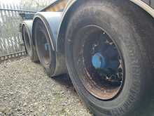 Dennison Trailer Skeletal Trailer 