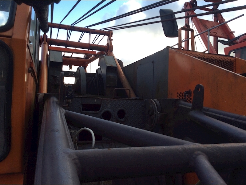 Hitachi KH125 Crawler Crane