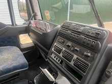 Iveco Eurocargo 180E25 18 Ton Curtainsider 