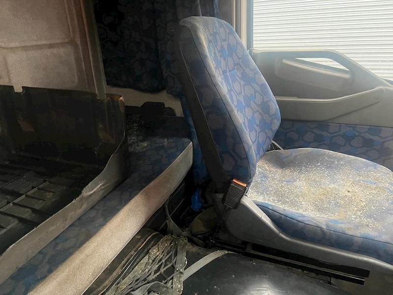 Iveco Eurocargo 180E25 18 Ton Cutainsider