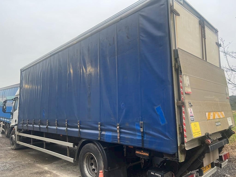 Iveco Eurocargo 180E25 18 Ton Cutainsider