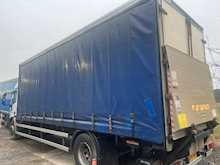 Iveco Eurocargo 180E25 18 Ton Curtainsider 