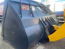 Komatsu WA470-8 Loading Shovel 