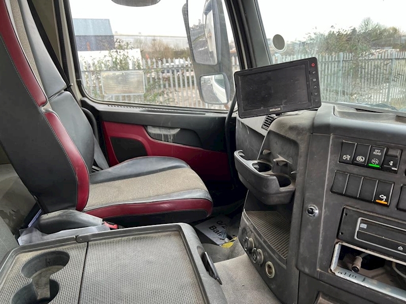 Volvo 420 Euro 6 Tipper