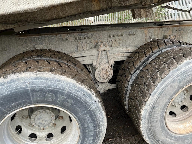 Volvo 420 Euro 6 Tipper