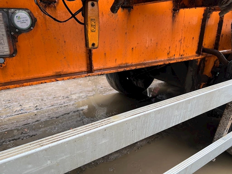 Dennison Fitted with Atlas Brick Crane 