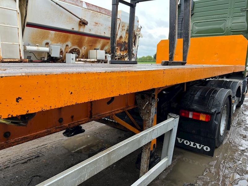 Dennison Fitted with Atlas Brick Crane 